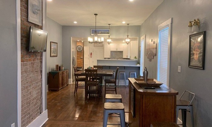 Memphis House | Family-Friendly 4BR Home Steps from Beale Street