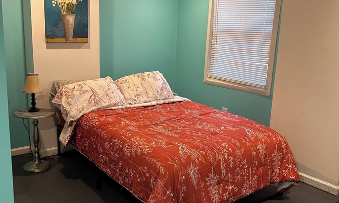 Chattanooga House | Convenient Stay Near Chattanooga Airport and Downtown