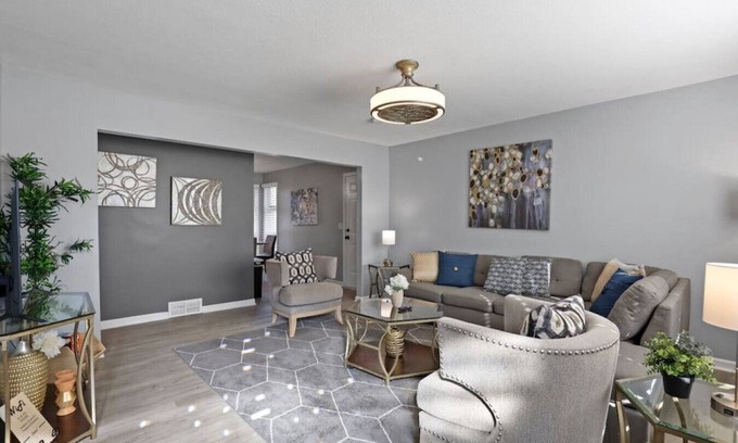 St. Charles House | Chic Home Minutes from Downtown Saint Charles – Family-Friendly