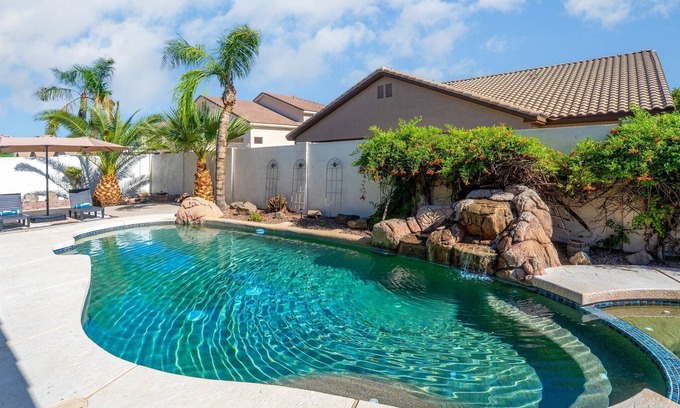 Ashley Park House | Minutes to DT Chandler/Gilbert - Pool Gameroom