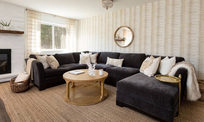 Westerly House | Beachside Escape: Private Pool & Pass to Paradise!