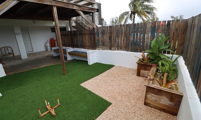 Crocus Hill Apartment | Convenient Condo Near Valley & Crocus Bay with Private Courtyard