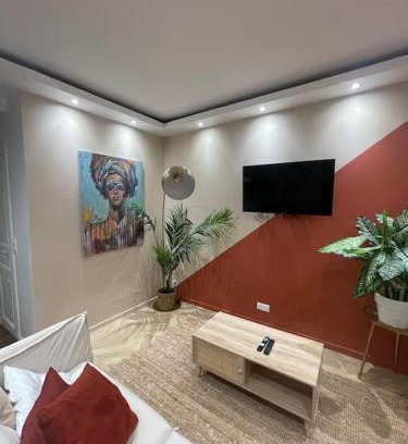 Corbeil-Essonnes Apartment | Discover MIRA: Delightful Apartment Near Train Station