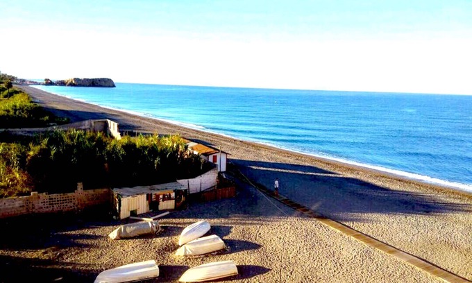 Salobrena Apartment | Beachfront Mirador del Mar Apartment - Guest Rated 10/10