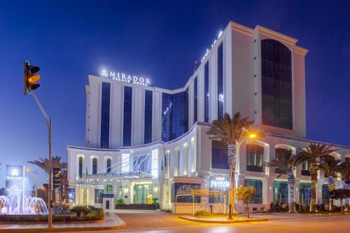 Chlef Hotel | Elegant Mirador Palace Hôtel with Oceanfront Pool & Spa