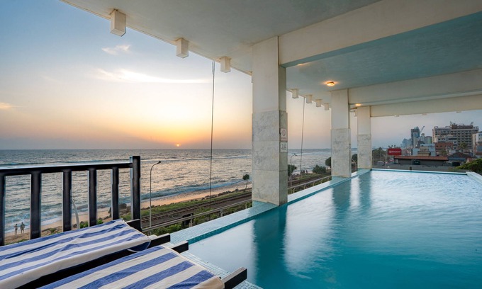 Wellawatta South Hotel | Relaxing Stay at Mirage Colombo Hotel with Pool & Dining