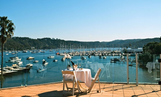 Newport Hotel | Discover Metro Mirage Hotel Newport: Family-Friendly & Poolside