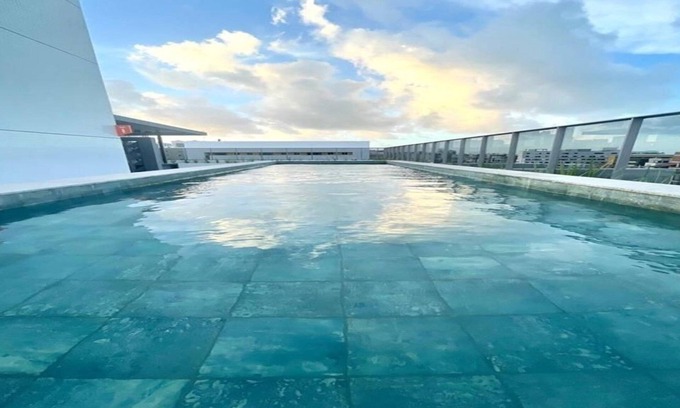 Jardim Oceania Apartment | Budget-Friendly Stay at Miramar Box Bessa with Pool