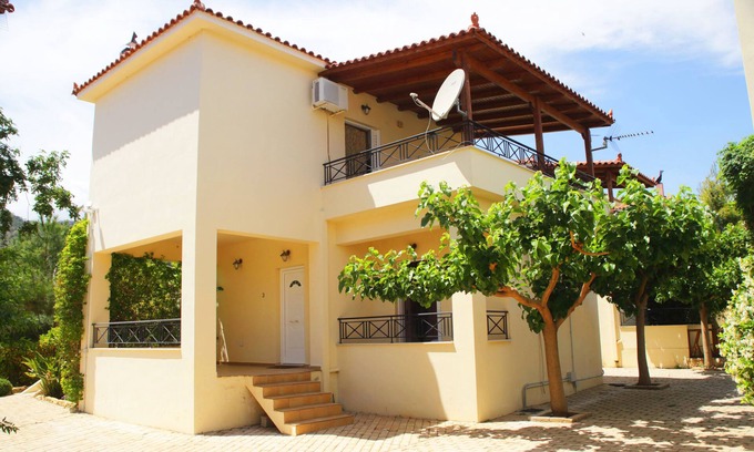Korfos House | Relaxing Retreat at Miramar Complex - Villa Dalia with Pool