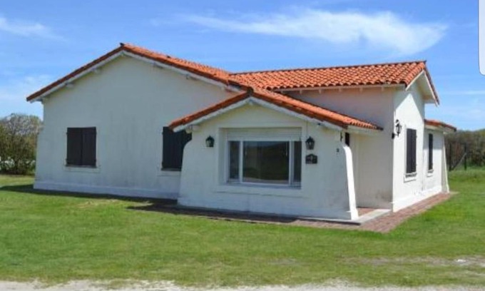 Miramar House | Oceanfront Miramar Links Chalet with Pool & Hot Tub