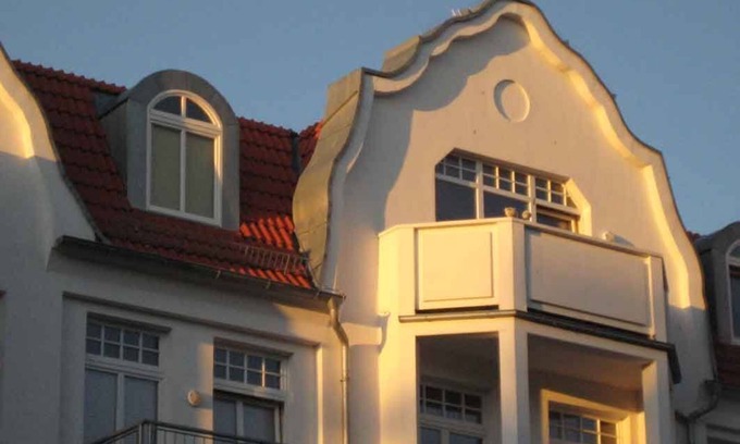 Ostseebad Kuhlungsborn Apartment | Unwind at Miramare: Oceanfront Retreat with Sauna & Wi-Fi