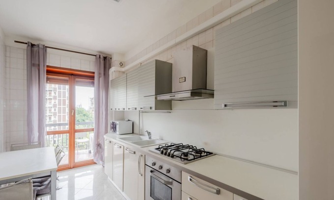 Marghera Apartment | Miranda - Apartament in Mestre with Balcony!