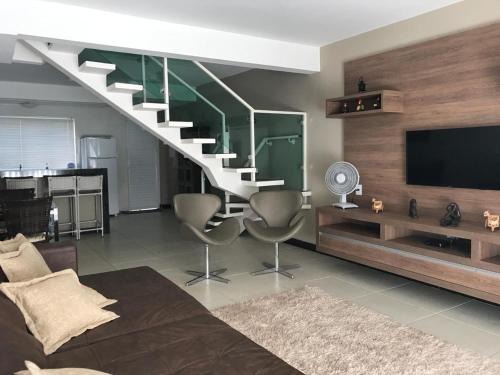 Capitolio Apartment | Unforgettable Stay at Mirante de Escarpas - 4-Star Perfection