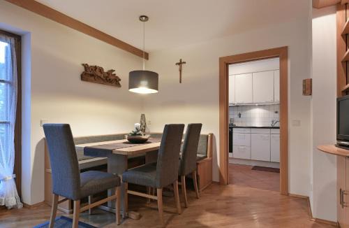 Ortisei Apartment | Family-Friendly Retreat at Miraval Perathoner Andreas