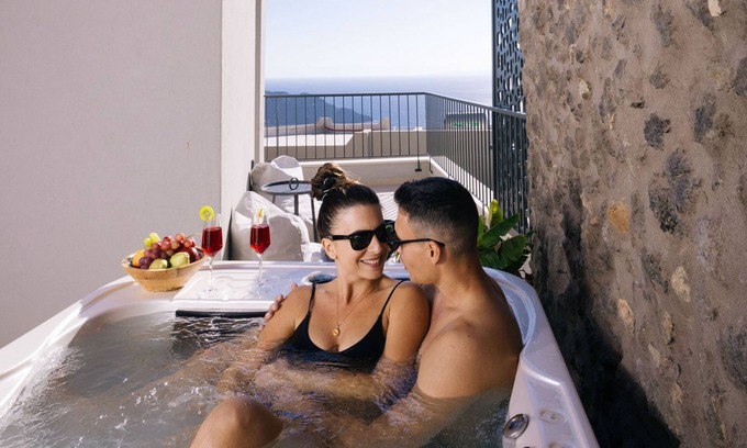 Agia Galini Apartment | Mirthea Suites: Guest Rated 10/10 with Pool & Breakfast