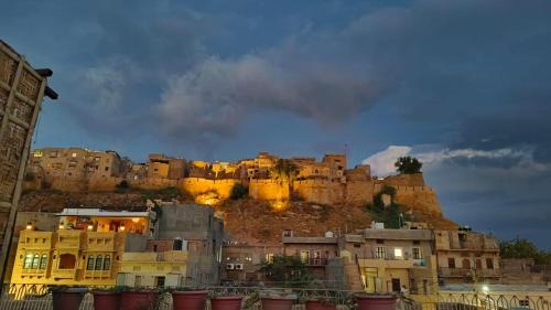 Jaisalmer Bed & Breakfast | Explore Mirvana Guest House with Camel Safari Adventure