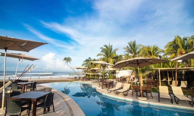 Barra Vieja Hotel | Discover Mishol Bodas Hotel & Private Beach Club Experience
