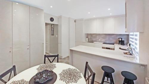 Torun Apartment | Modern Apartment in Medieval Torun - Family Friendly Stay
