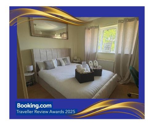 Brunel Apartment | Misk Homes #2 Near Heathrow Airport, shops & Brunel University - Free Parking