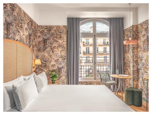 Ternes Hotel | Miss Fuller