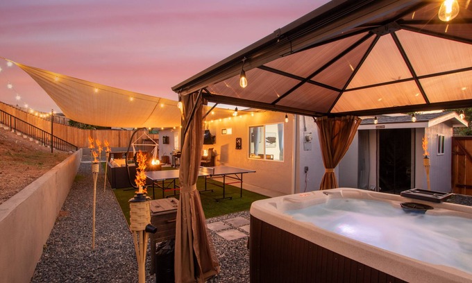 Bay Park House | Cozy Mission Bay Beach Retreat with Breakfast & Family Fun