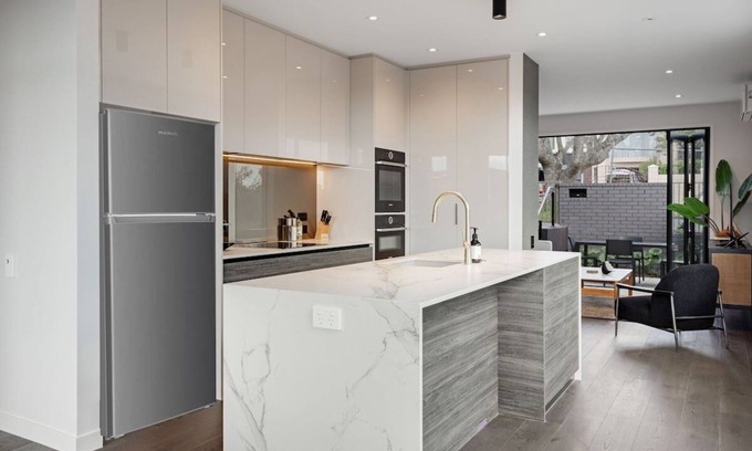 Mission Bay House | Mission Bay | Designer Luxury | 3BR | 2.5BA | 2Car Parks