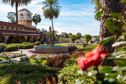 Howey-in-the-Hills Resort | Discover Mission Resort and Club with Ocean Views & Spa
