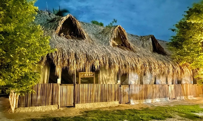 Isla Palma Hostel | Relax at Mistica Island Hostel: Pool, Spa & Ocean Views