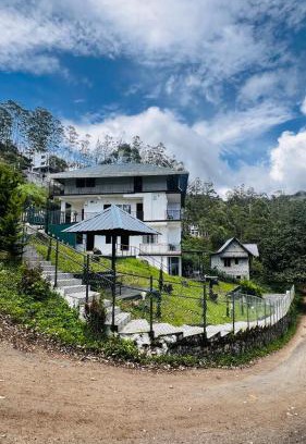Devikolam House | Misty Cloud
