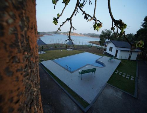 Tariyod Resort | Scenic Misty Dam Wayanad Resort with Banasura Lake Views