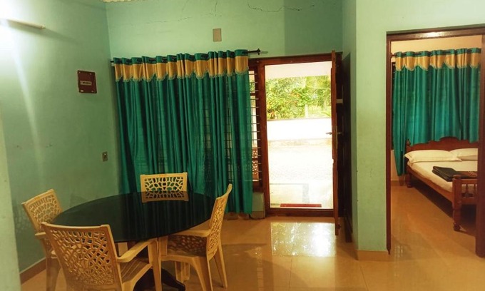 Sulthan Bathery Villa | Pet-Friendly Retreat at Misty Holiday Home - Rated 8.7/10