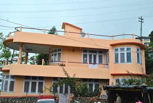 Darjeeling Villa | Scenic Retreat at Misty Views - Susama Villa with Breakfast