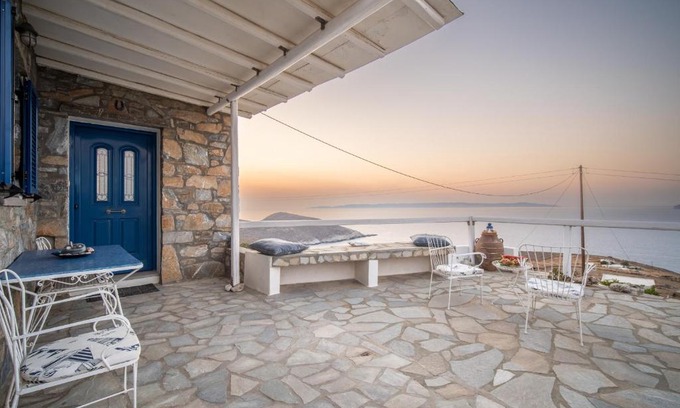 Serifos House | Experience Mitato View Serifos in Platis Gialos - 10/10 Rating