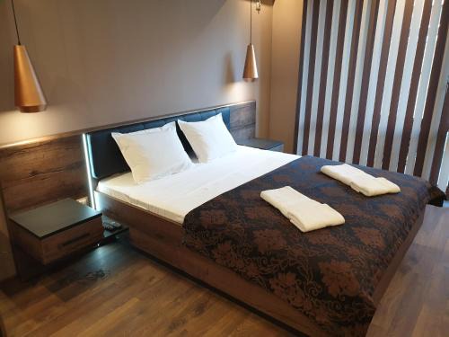Yurta Apartment | Discover MitProt Studio with Ocean View & Pool Access