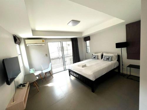 Wang Burapha Phirom Apartment | Eco-Friendly Comfort at Mitr Inn near Grand Palace
