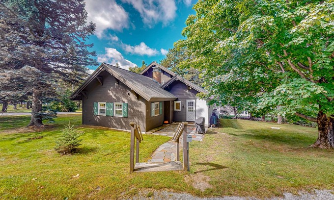 Franconia House | Pet-Friendly Retreat in Mittersill Village | Rated 9.8/10
