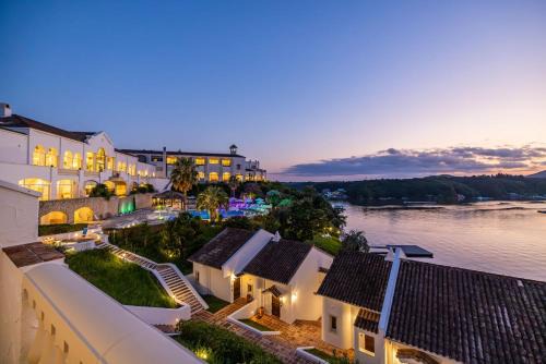 Shima Resort | Experience Miyako Resort Shima Bayside Terrace with Pool & Hot Tub