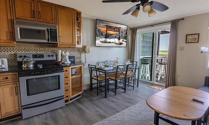 Snowshoe Condo | Experience Breathtaking Mountain Views at ML 268