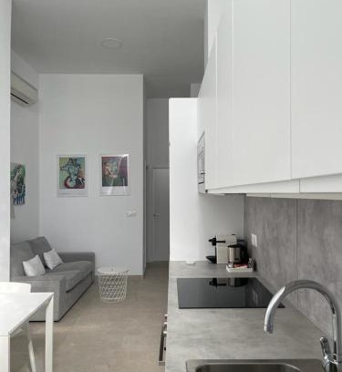 Bailen-Miraflores Apartment | Top-Rated MN Homes Fonseca B for Your Next Stay