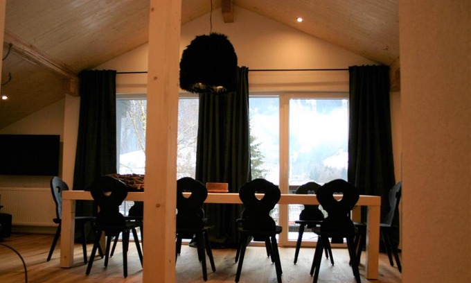 Gaschurn Ski Chalet | Exceptional MO Chalet: Pet-Friendly Retreat with Hot Tub