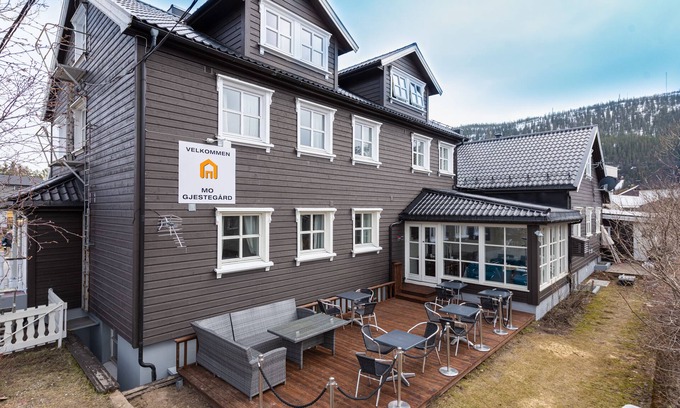 Mo-I-Rana House | Delightful Mo Gjestegård: Family-Friendly with Breakfast