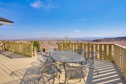 Moab House | Discover Moab House: Near Arches and Canyonlands Parks