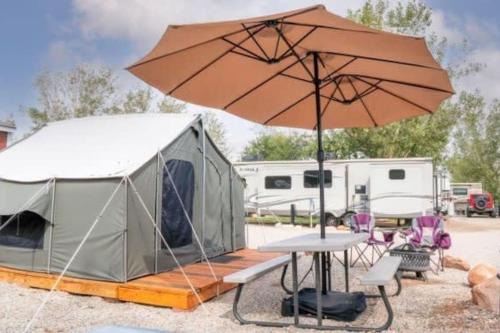 Moab South Valley House | Inviting Moab RV Resort Glamping Tent in Scenic Park