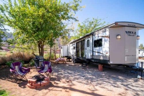 Moab South Valley House | Family-Friendly Moab RV Resort: Fully Set Up for Relaxation