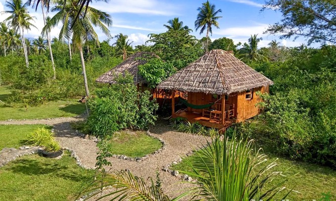 Basdiot Cabin | Top-Rated Moalboal Eco Lodge with Accessible Amenities