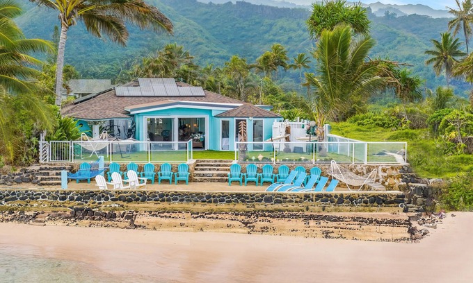 Hauula Villa | Moana Vista by AvantStay | Private Beach & Oceanfront Views