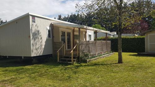 Trogues Other | Comfortable Mobil-home with Ocean View at Camping Les Allais