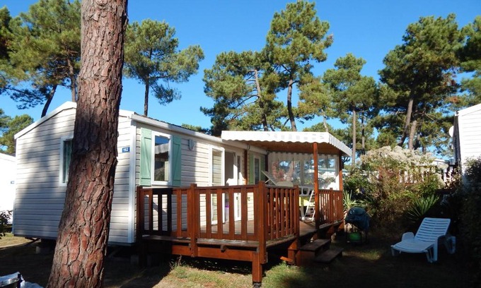 Les Mathes Other | Cozy Mobil Home at Baie de Bonne-Anse with Ocean View