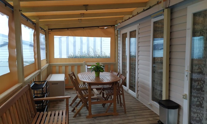 Le Fenouiller House | Relaxing Mobil-Home Near Beach with Pool & Family Amenities