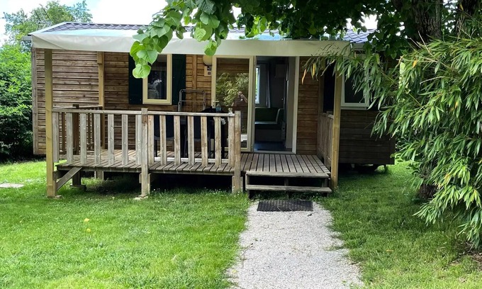 Soreze House | Mobil-home Holz Standard 27m2 - 2 Schlafzimmer - überdachte Terrasse - TV 4 Personen